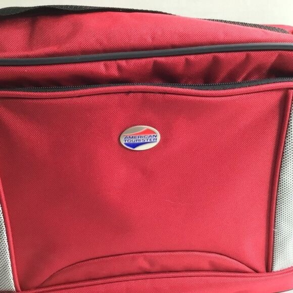 American Tourister Red Carry On Bag Shoulder Adjustable Travel Overnight Retro - Picture 3 of 12